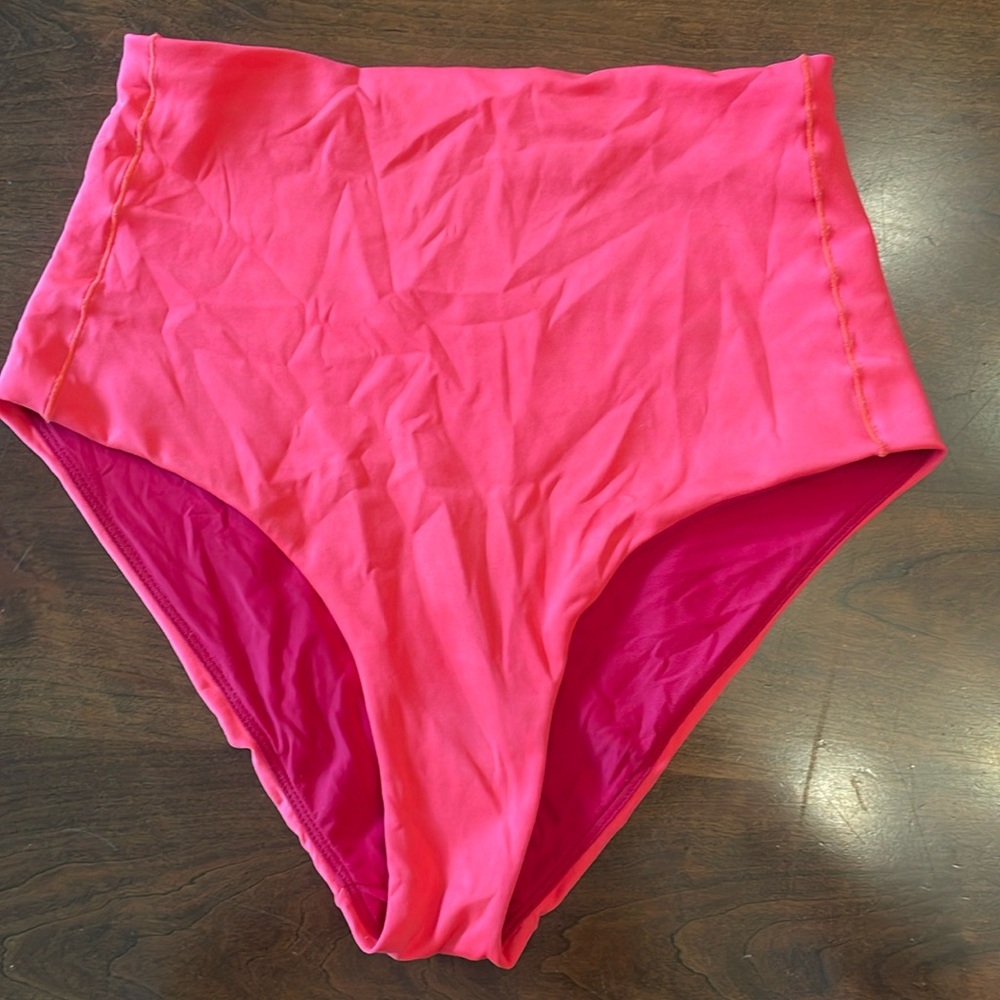 Left on Friday hi tide bottom